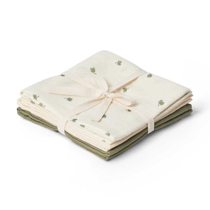 Taubleyjur – Specks Of Luck